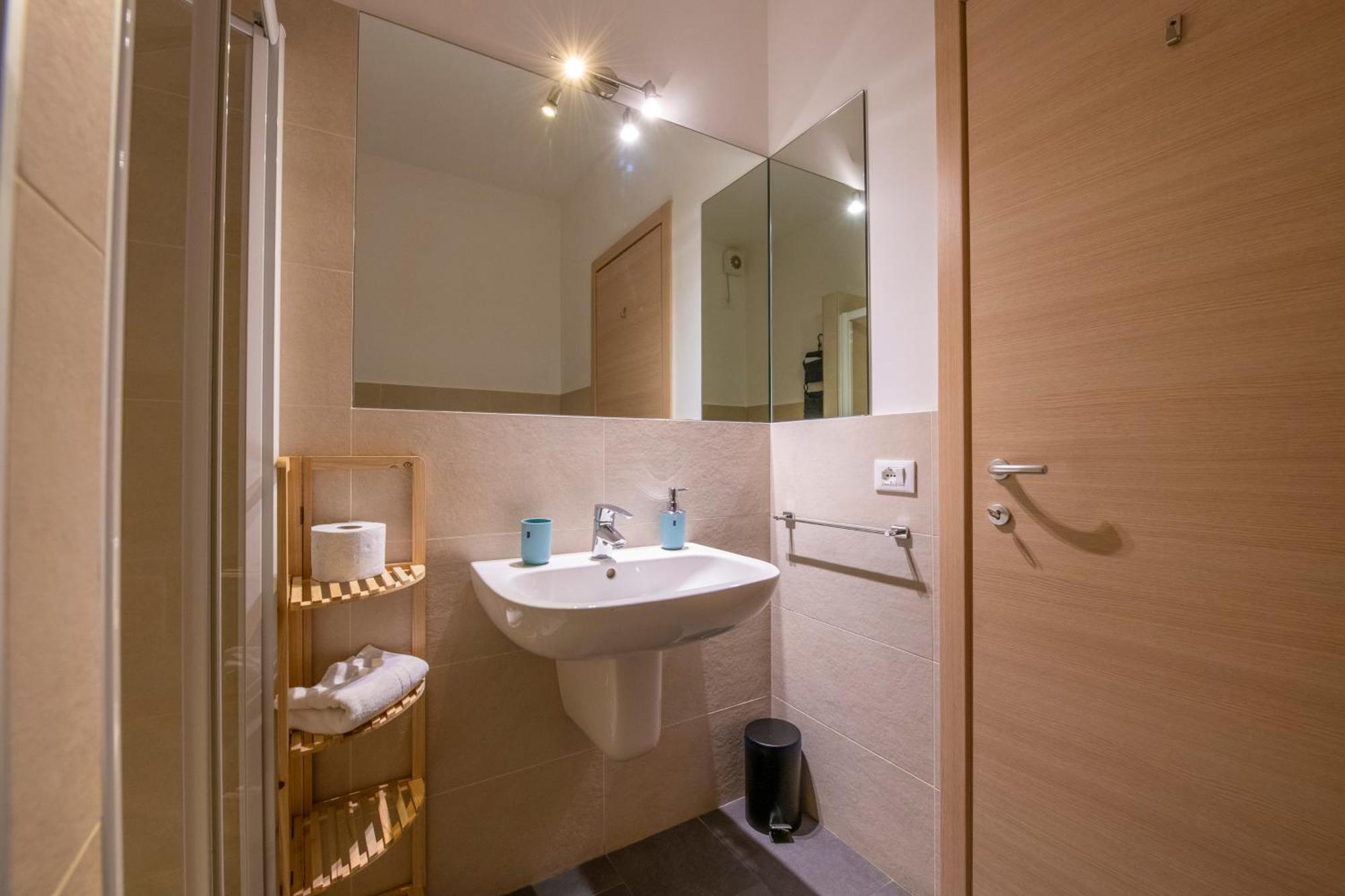 Borgo Trento Home, Incantevole Appartamento 베로나 외부 사진